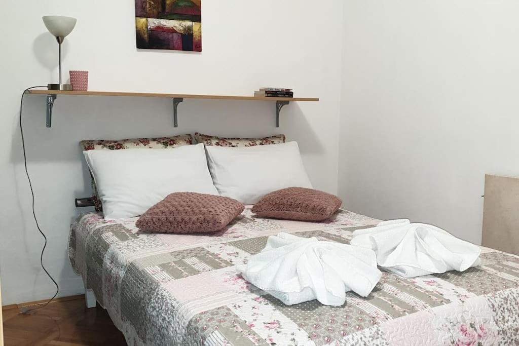 Alex Apartment Zemun Exterior foto